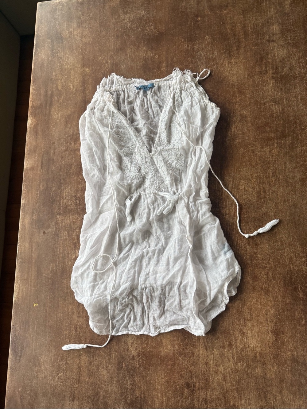 Lightweight White Sleeveless Beach Cover-Up Tunic